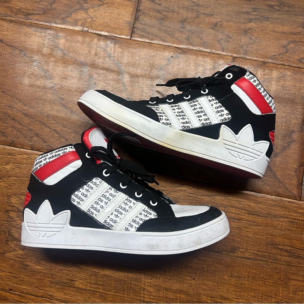 Adidas Hard Court High shoes‎